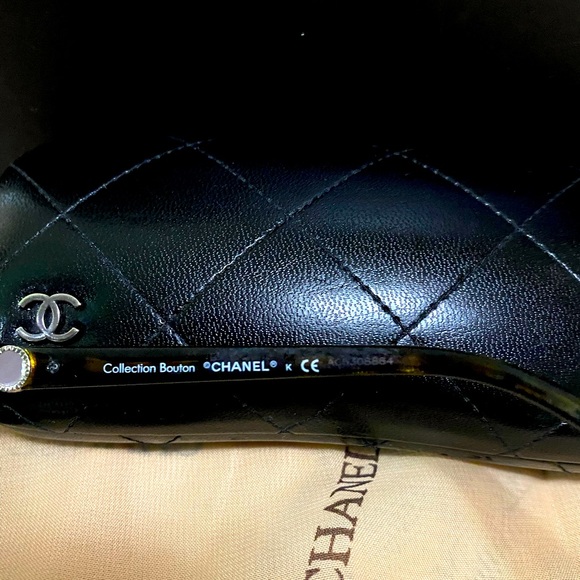 Authentic Chanel Frame - Picture 2 of 6